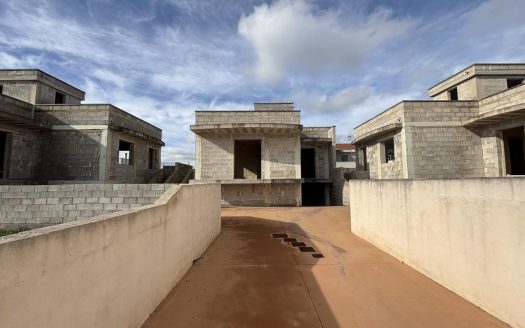 Abitazioni allo stato rustico Piazza Cuti