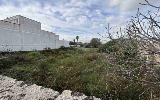 Terreno Via Genova Tiggiano